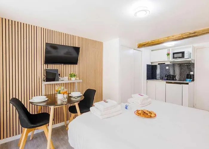Апартаменты Cosy For 2 People - Jardin Du Luxembourg Париж